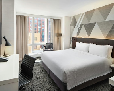 Courtyard by Marriott Long Island City/New York Manhattan View