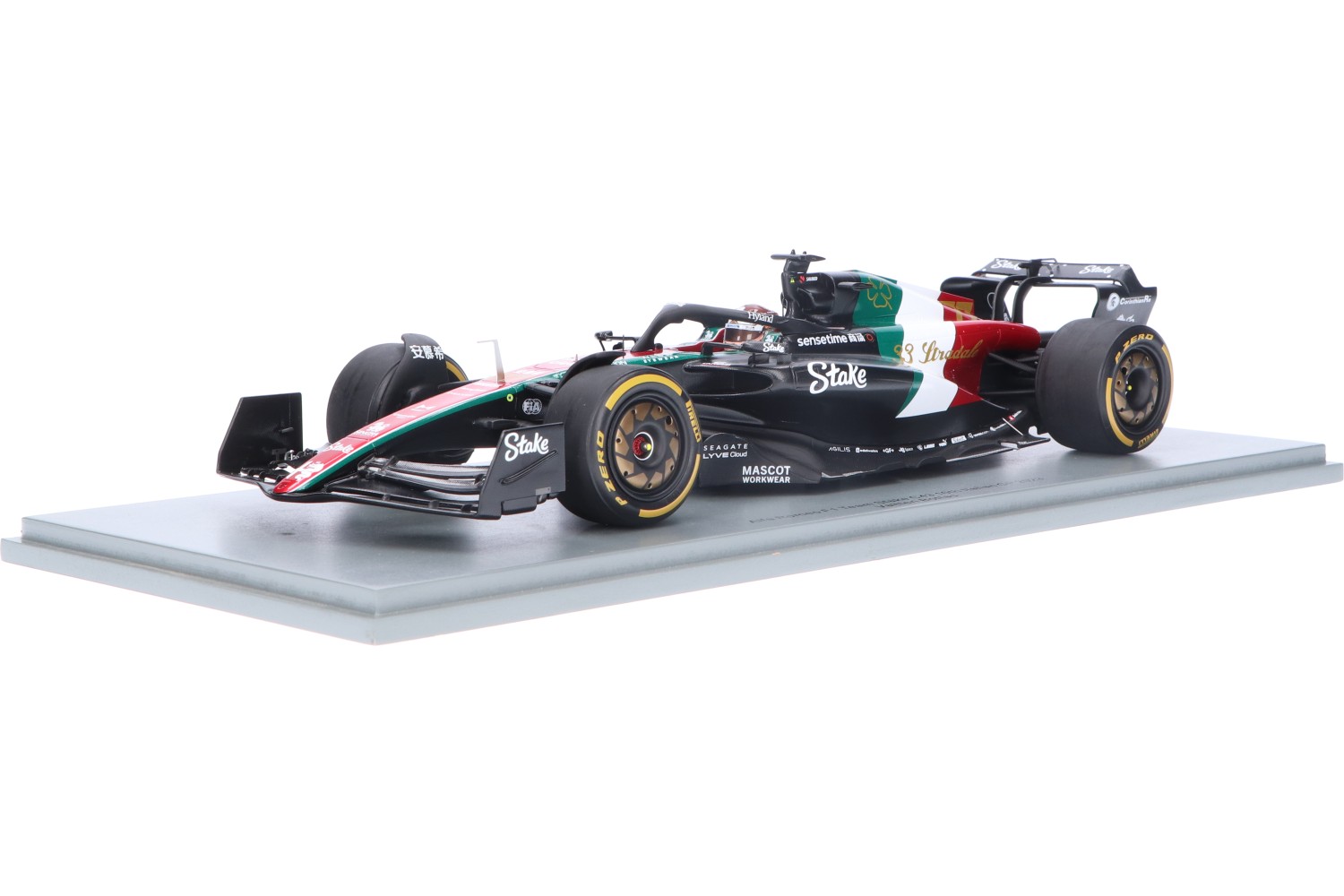 Alfa Romeo Racing C43 Ferrari – Modelauto schaal 1:18