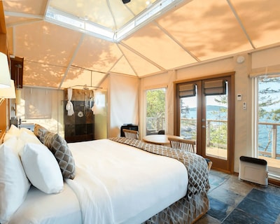 Rockwater Secret Cove Resort