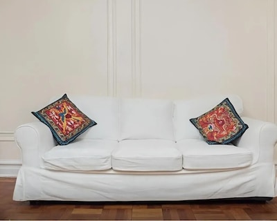 Massive and Neat Two Bedroom Flat on Park