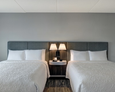 Hampton Inn & Suites by Hilton Burlington Toronto