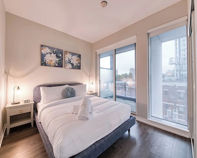 Downtown Studio — Work From Home Ready