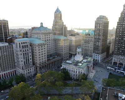 New York Marriott at the Brooklyn Bridge