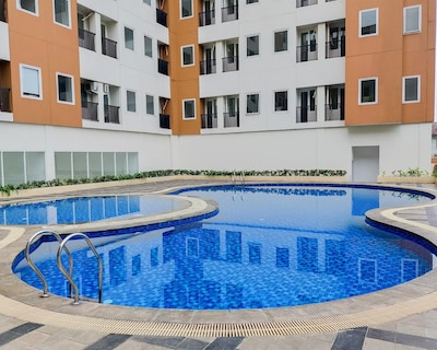 Good And Homey 2br Apartment Urban Heights Residence