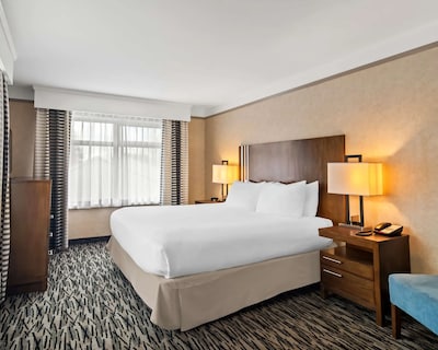 Best Western Plus Pitt Meadows Inn & Suites