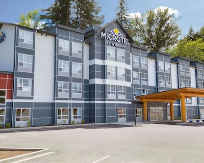 Microtel Inn & Suites by Wyndham Oyster Bay