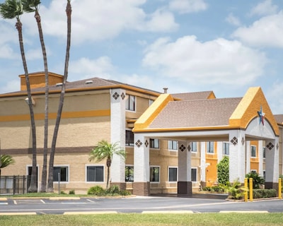 Super 8 by Wyndham Harlingen TX
