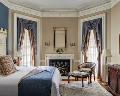 Tarrytown House Estate