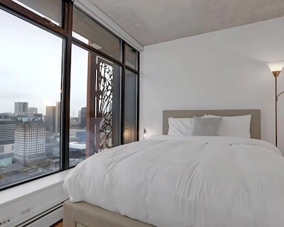 Tranquil Urban Escape Cozy Feels in the City