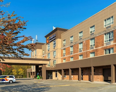 Comfort Inn & Suites