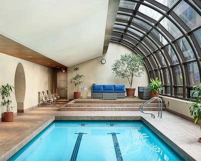 Metropolitan Hotel Vancouver