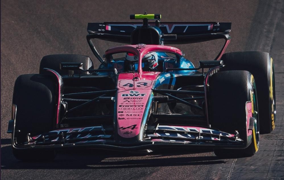 Alpine A525 – Modelauto schaal 1:43