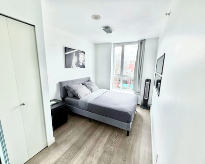 2b2ba Dt Vancouver Condo