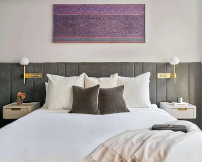 Junior King Studio Su