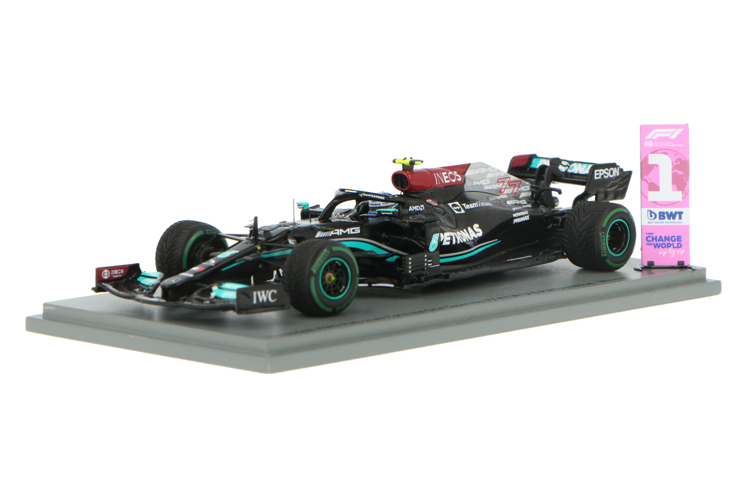 Mercedes-AMG F1 W12 E Performance  – Modelauto schaal 1:43