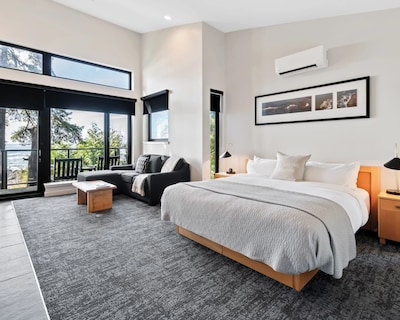 Black Rock Oceanfront Resort