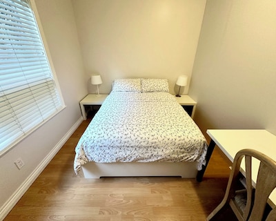 Sunny Home In White Rock Resort