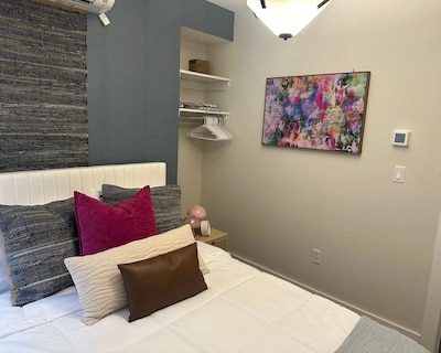 Stylish 2br Apartment In Manhattan