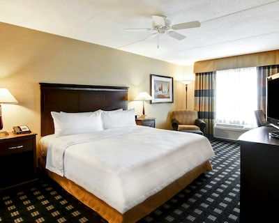 Homewood Suites by Hilton Toronto Airport Corporate Centre