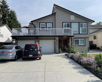 Affordable & Family Friendly Home-2 Room /1 Bath/ Full Kitchen/ Family Room