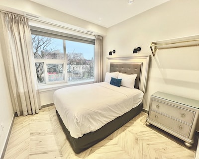 Toronto Rooms and Suites