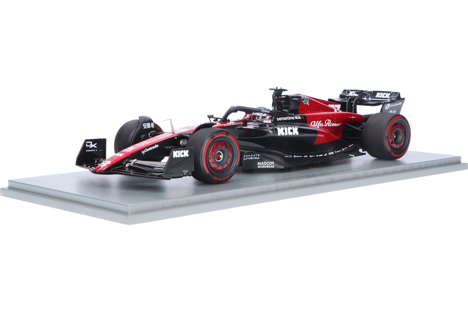 Alfa Romeo Racing C43 Ferrari – Modelauto schaal 1:18