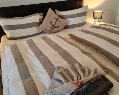 Apartment 4 Holiday Home Naase Am Leuchtturm