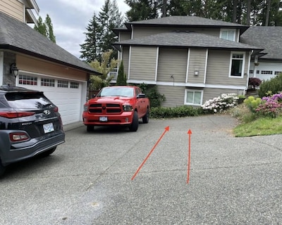 Cozy Renovated Oasis W Private Terrace & Parking