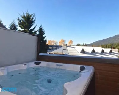 Hearthstone Lodge Studio Village Centre Private Hot Tub Sleeps 5