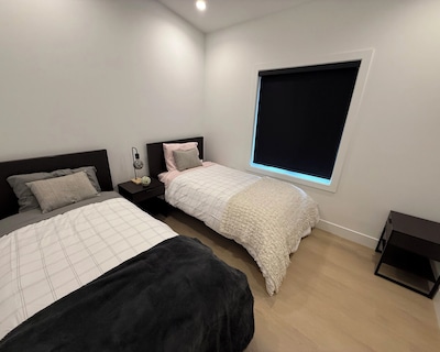 Modern 2BR Coach House West Van- New Construction