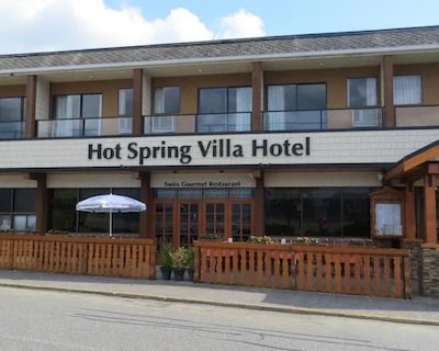 Spring Villa Hotel