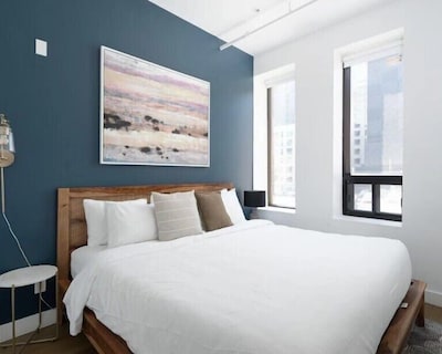 Toronto Union Suites – Free Parking