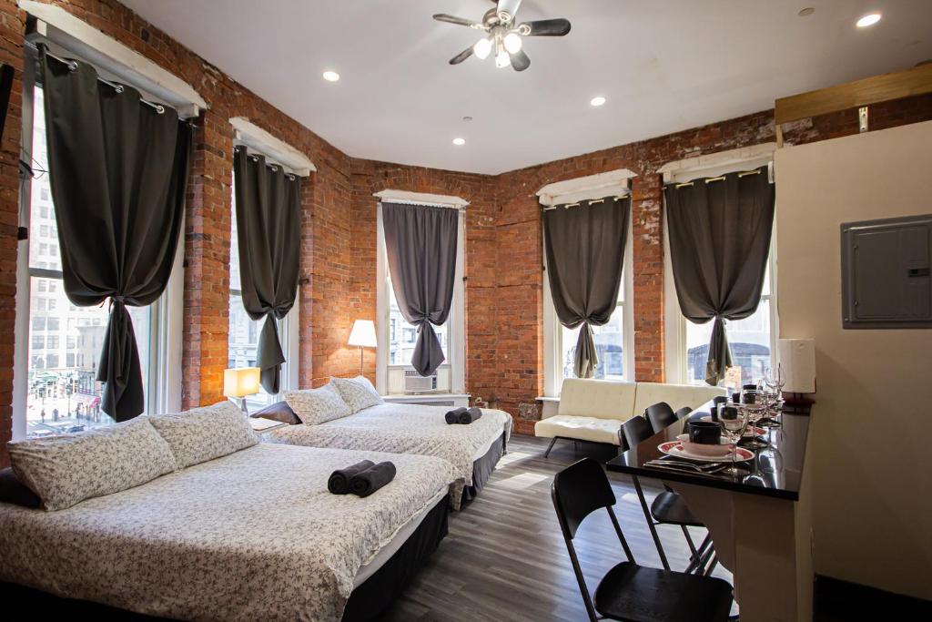 STUDIOPLUS by JGSTAY, Midtown ESB