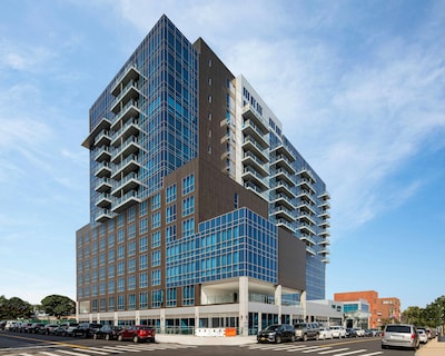 Four Points by Sheraton Flushing