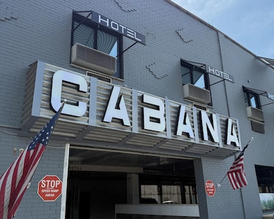 Cabana Hotel Yankee Stadium