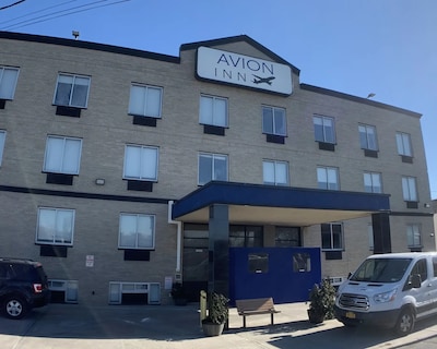 Avion Inn Near LGA Airport an Ascend Collection Hotel