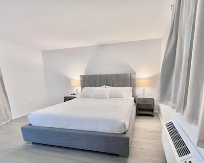 Wainscott Woods Retreat