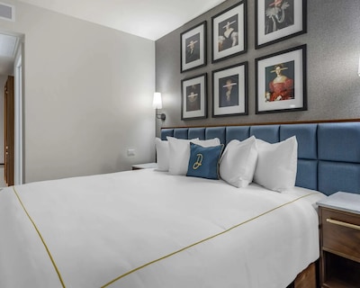 The Draper New York Tapestry Collection by Hilton