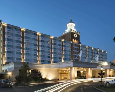 The Garden City Hotel