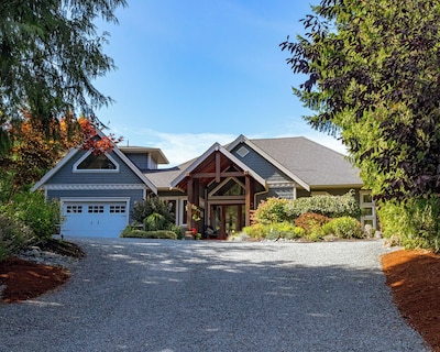 Shawnigan Suite B & B