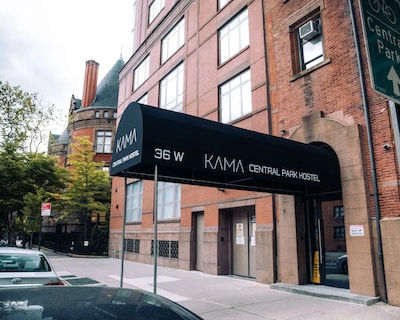 Kama Central Park Hostel