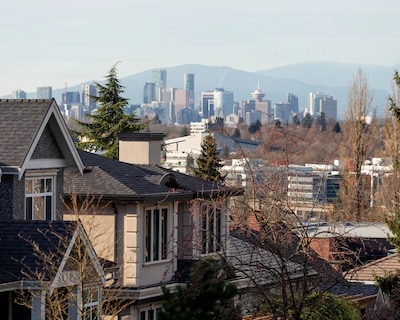 Modern West Coast Contemporary Suite