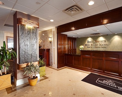 Best Western Mill River Manor