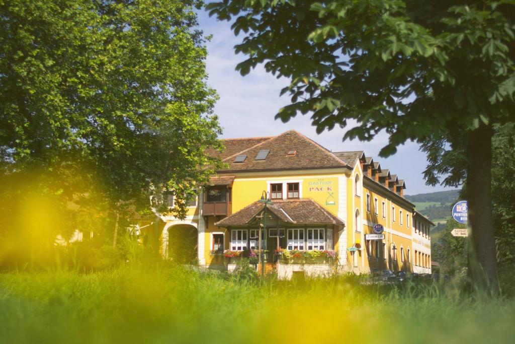 Gasthof Pack “Zur Lebing Au”