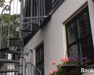 T’ Hogeland Ainrom