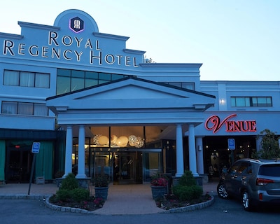 Royal Regency Hotel