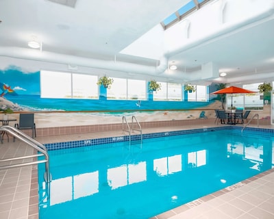 Coast Abbotsford Hotel & Suites