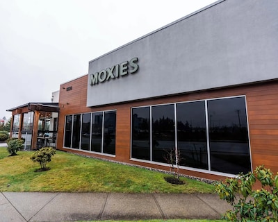 Sandman Signature Langley Hotel