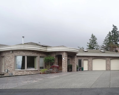 Gibralter Rock Ocean View B&B