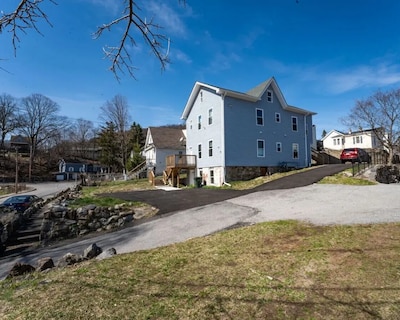 Room For Everyone: Spacious 6br West Point Retreat